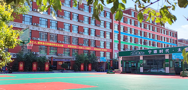 校园_太原万通汽修学校